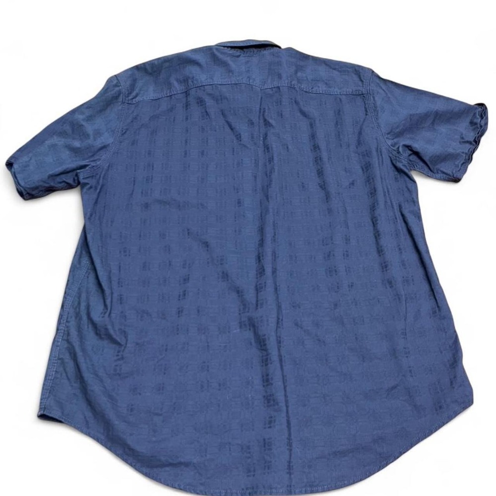 Blue button-up shirt with a relaxed fit,Size: XL - Picture 2 of 5